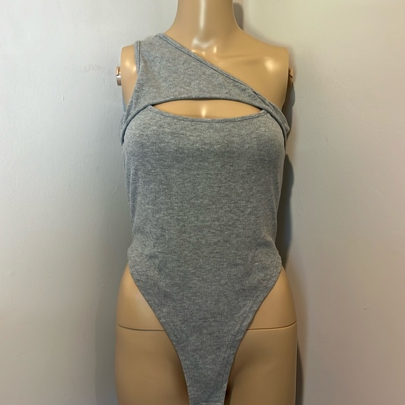 Bodysuit - Picture 1 of 2